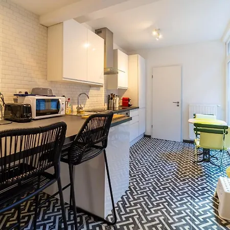 Apartament Lyves Two *