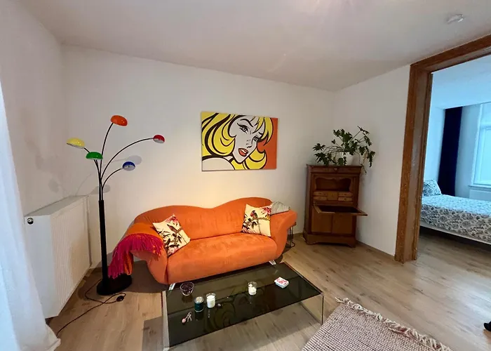 Apartment Lyves Two *